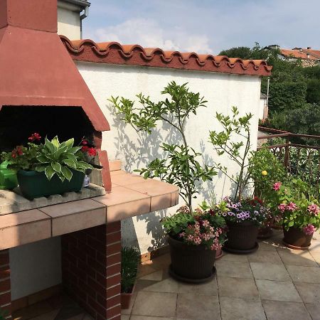 Apartment Lucija Novi Vinodolski Exterior photo